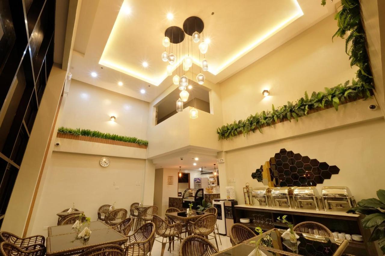 Jai-Cob'S Suites Coron Buitenkant foto