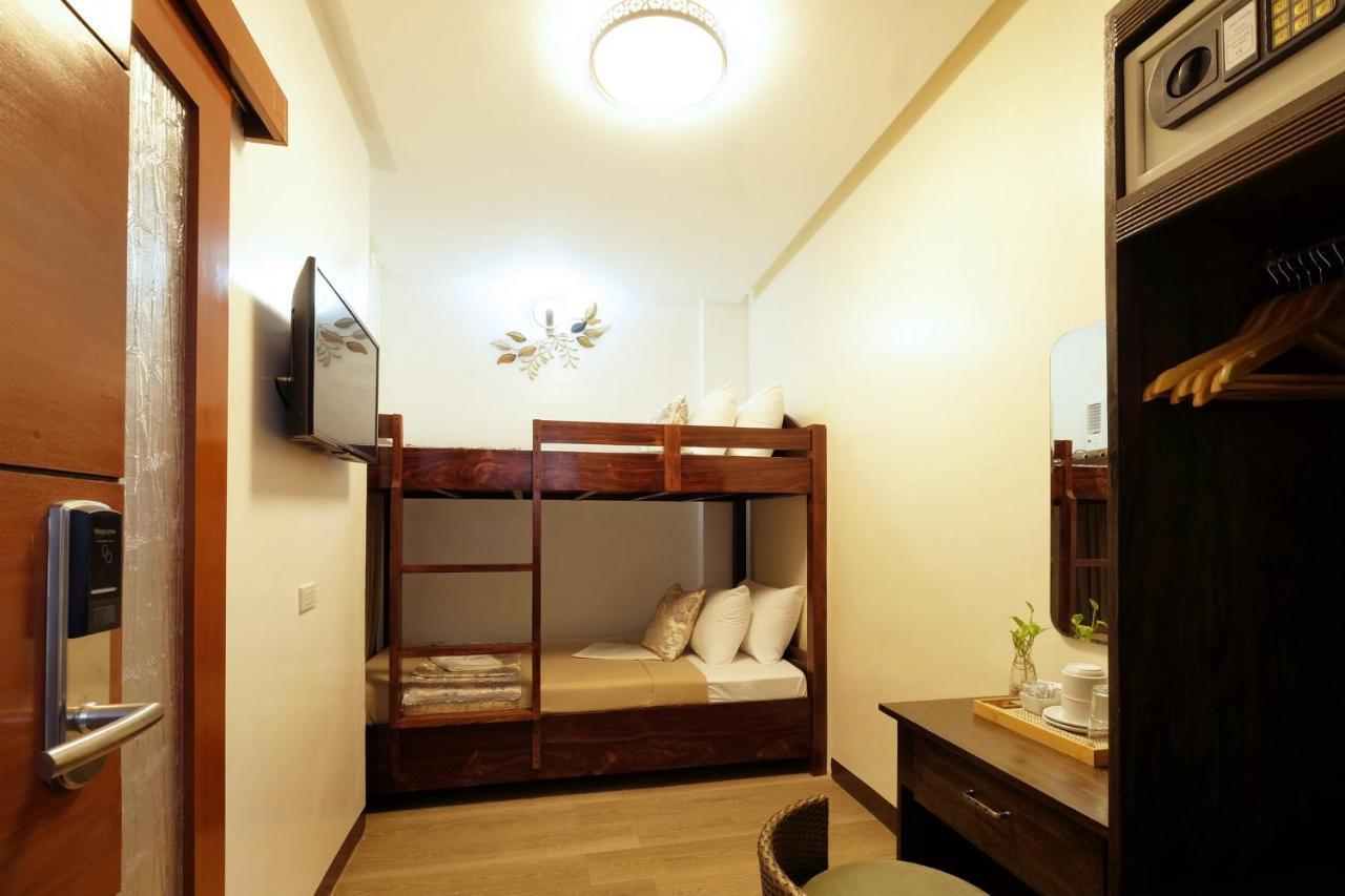 Jai-Cob'S Suites Coron Buitenkant foto